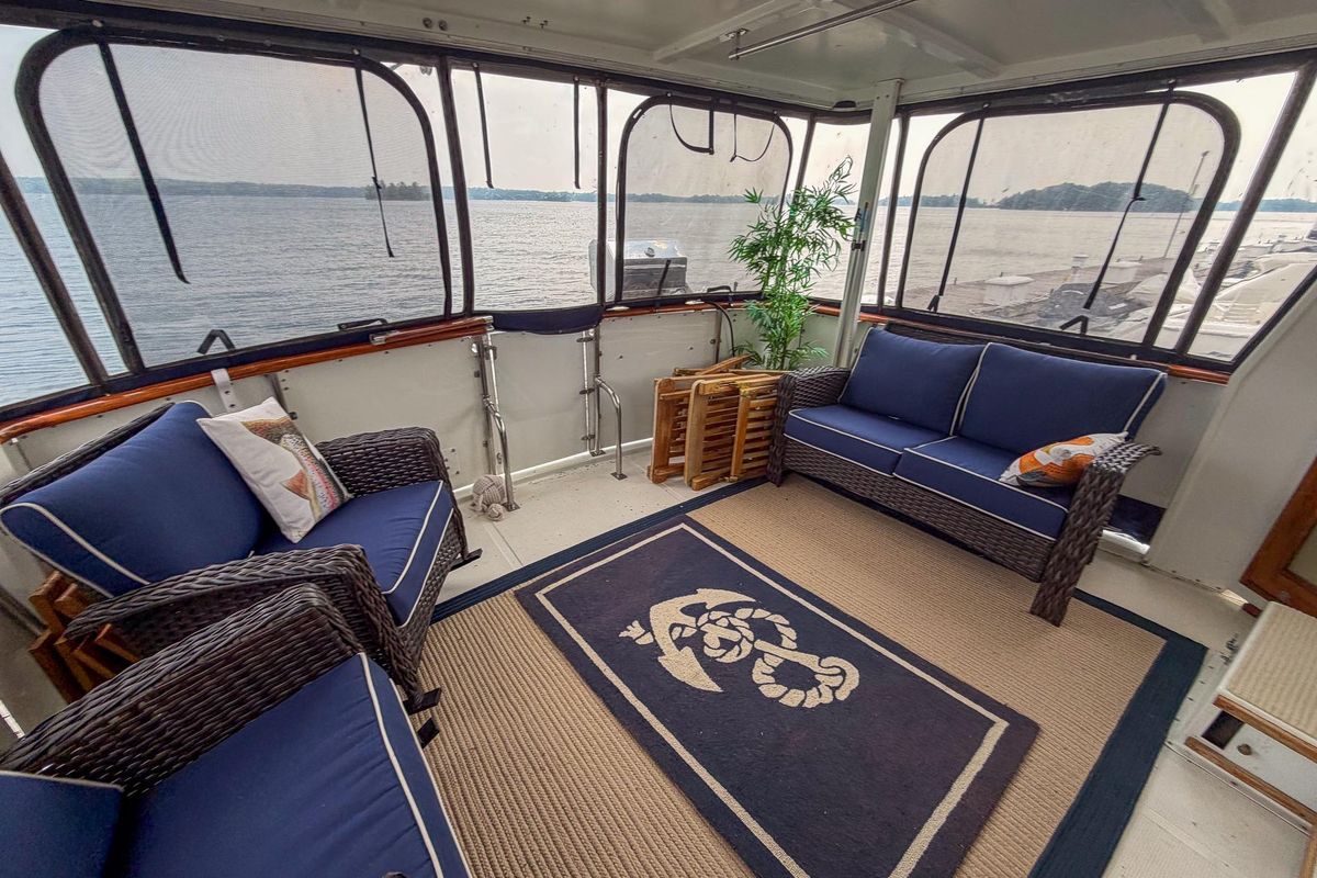 1987 Symbol 41 Sun Deck