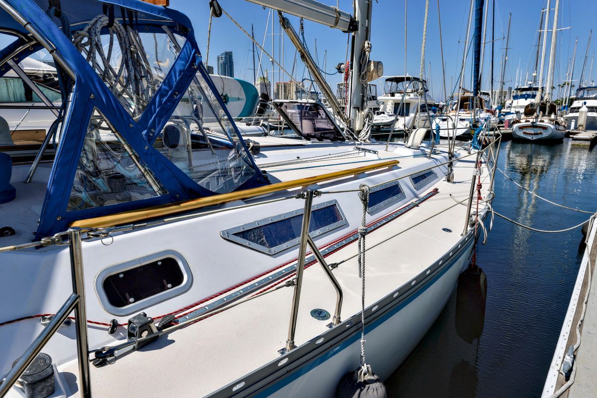 1990 Jeanneau Sun Magic 44