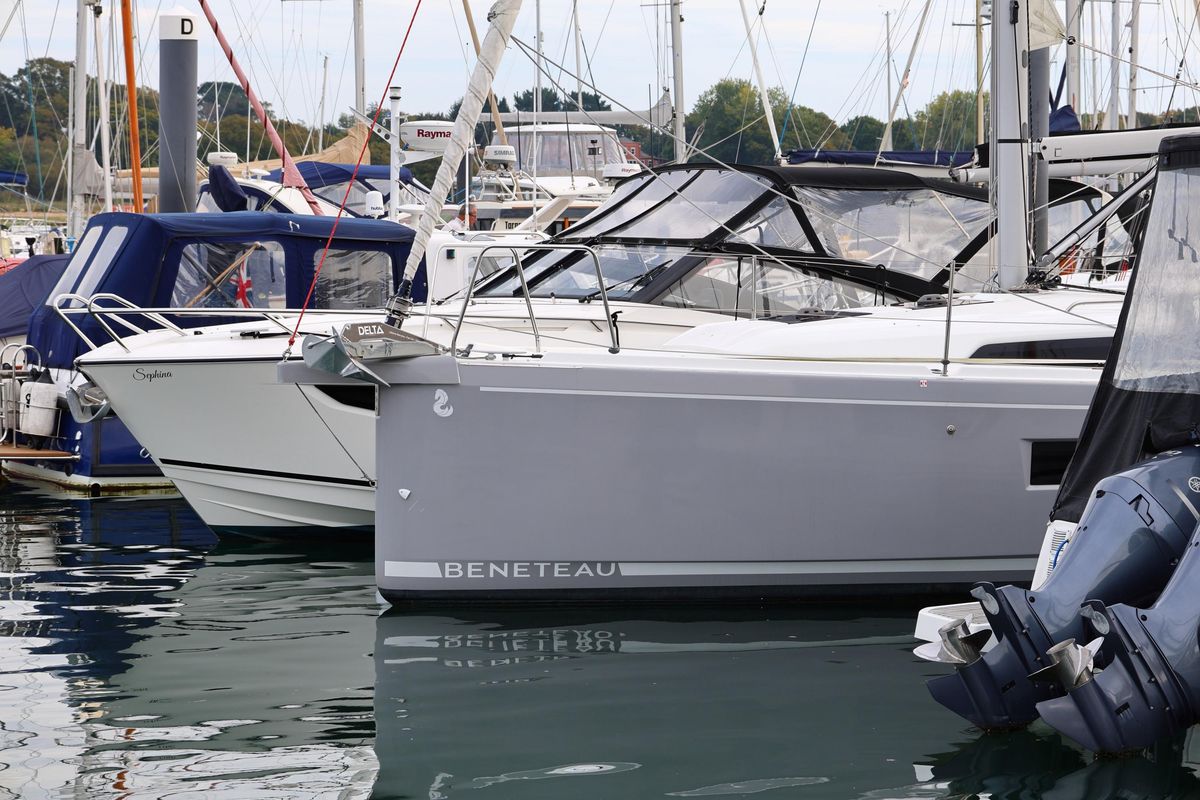 2023 Beneteau Oceanis 30.1