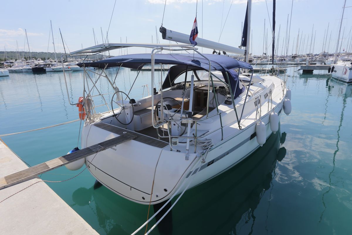 2012 Bavaria Cruiser 45