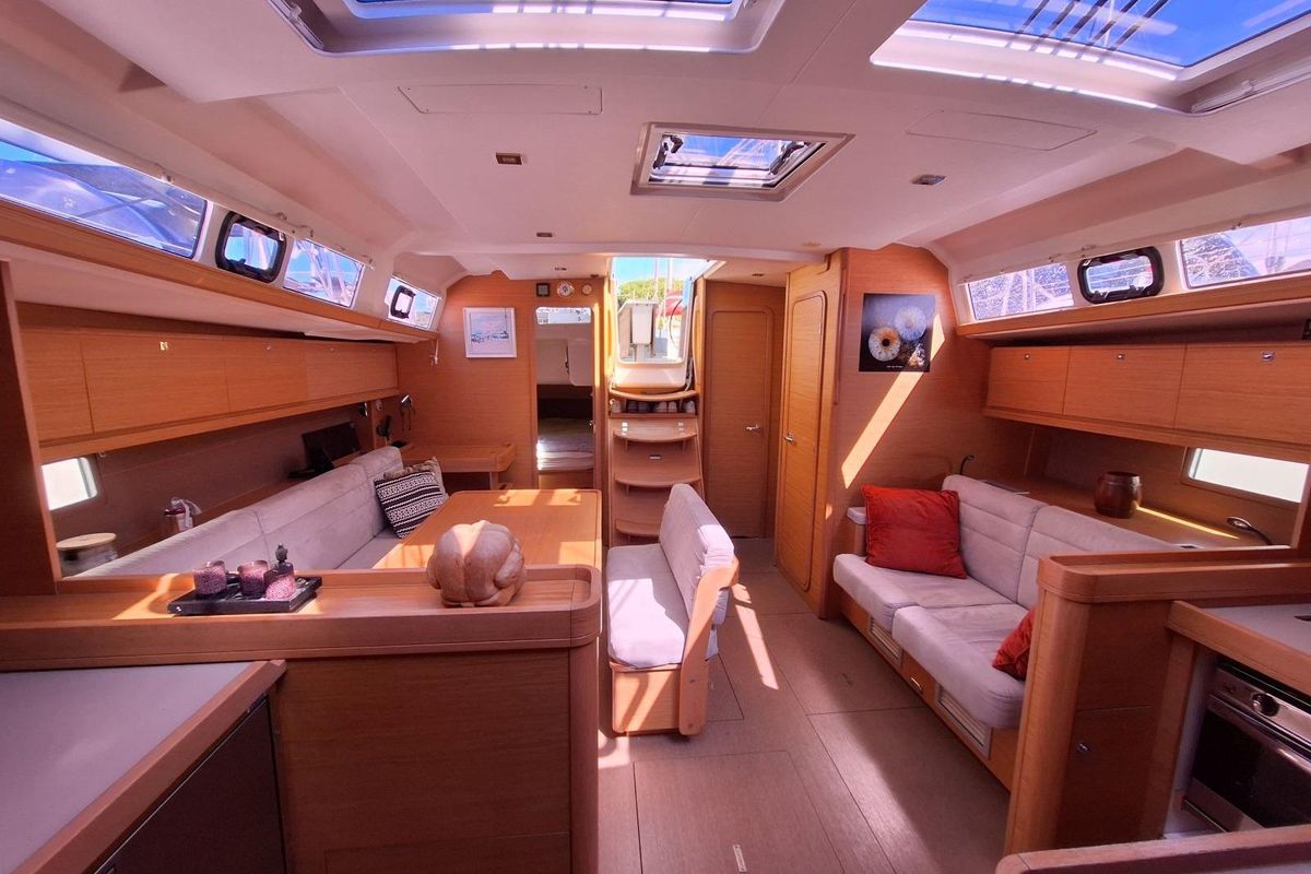2016 Dufour 460 Grand Large