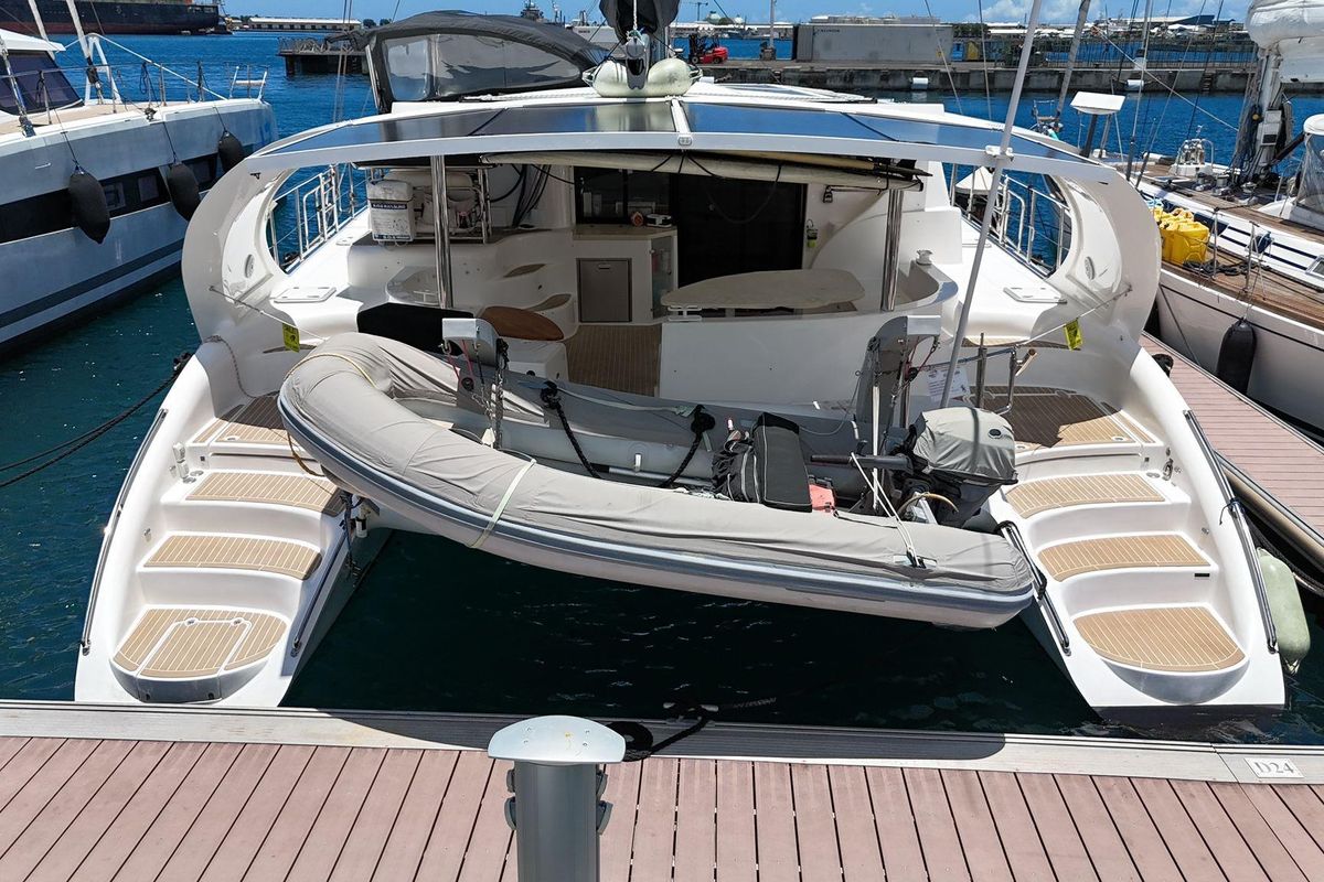 2017 Xquisite Yachts X5