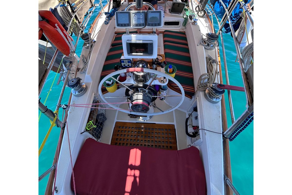 1983 Tartan 42