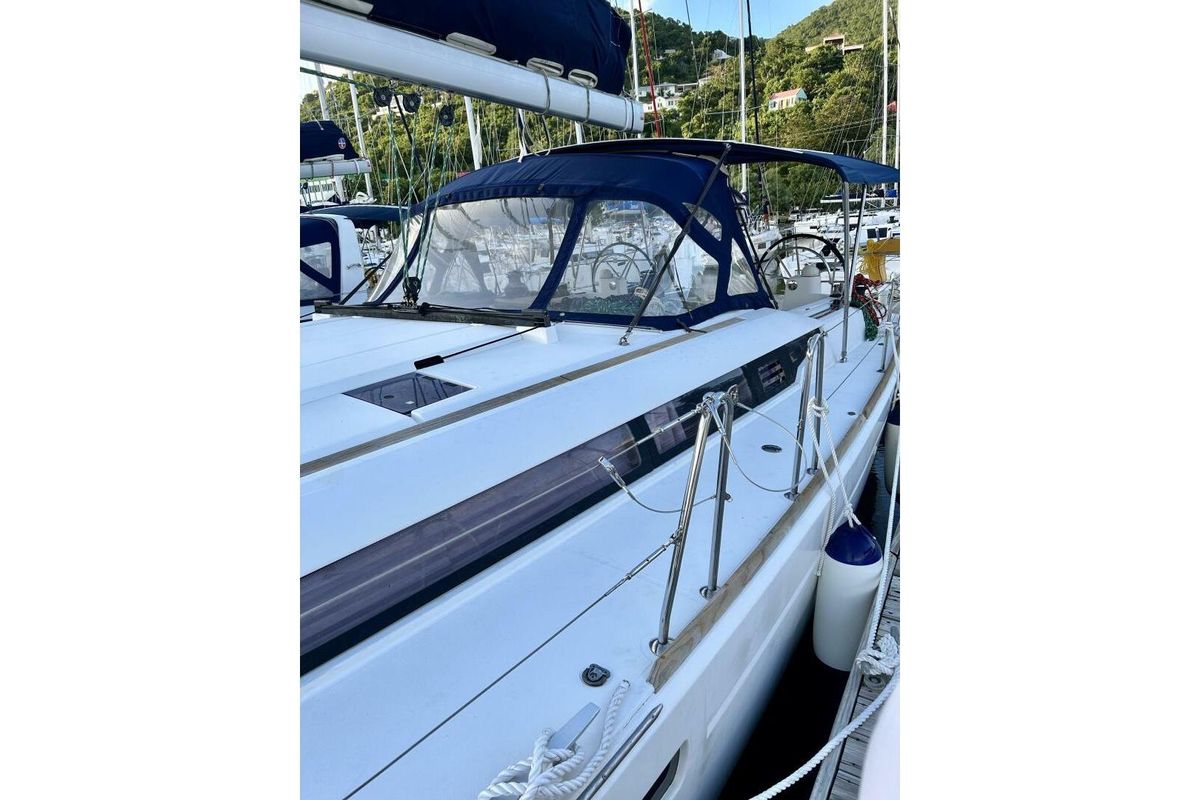 2016 Jeanneau Sun Odyssey 519