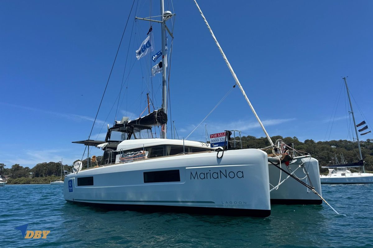 2021 Lagoon 40