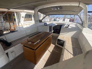2014 Beneteau Oceanis 55 Boats