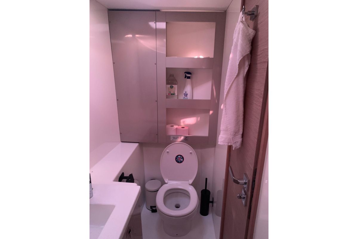 2022 Fountaine Pajot ISLA 40 Maestro for sale in Maó, Islas Baleares, Spain 39 ft