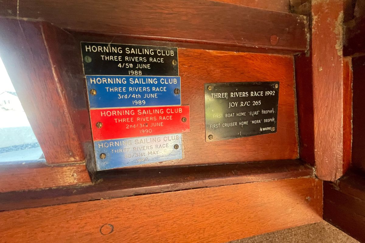 1986 E Sailing Yachts Easticks 28