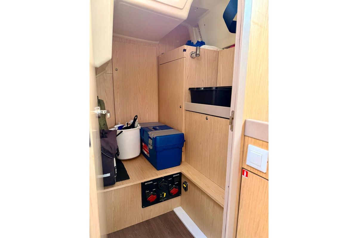 2017 Beneteau Oceanis 41.1 for sale in Palma, Islas Baleares, Spain 41 ft
