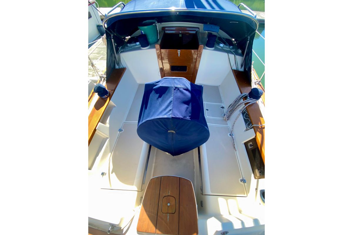 1998 Island Packet 320
