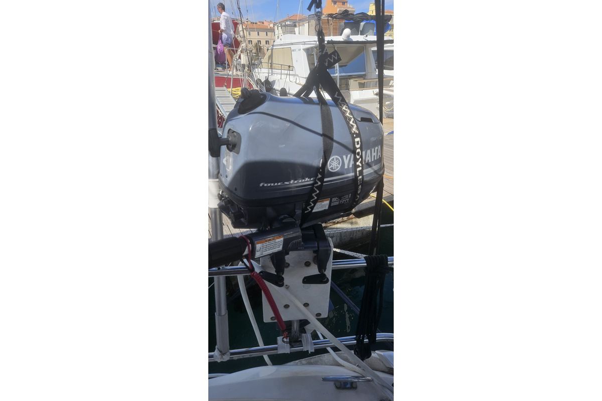 2007 Bavaria Cruiser 39