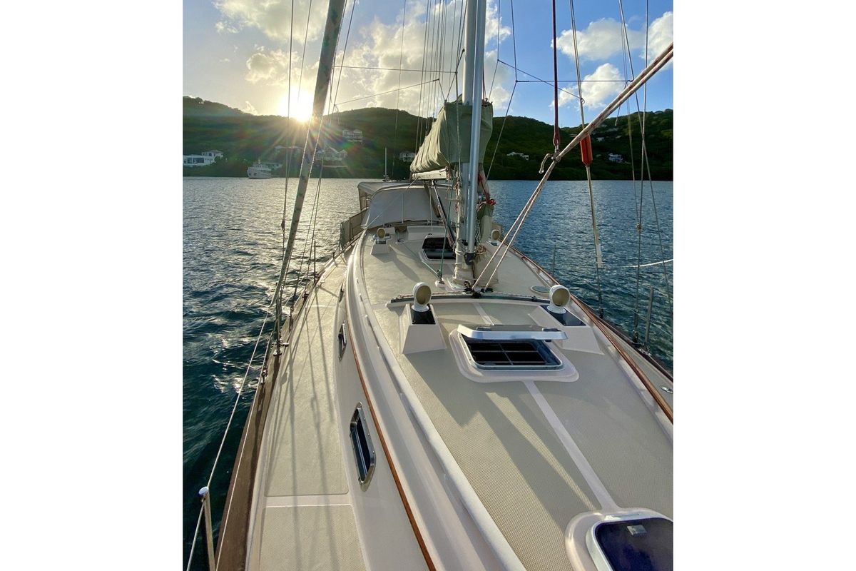 1995 Island Packet 40