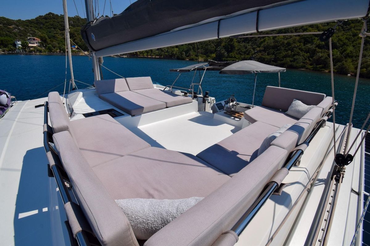 2020 Fountaine Pajot Elba 45