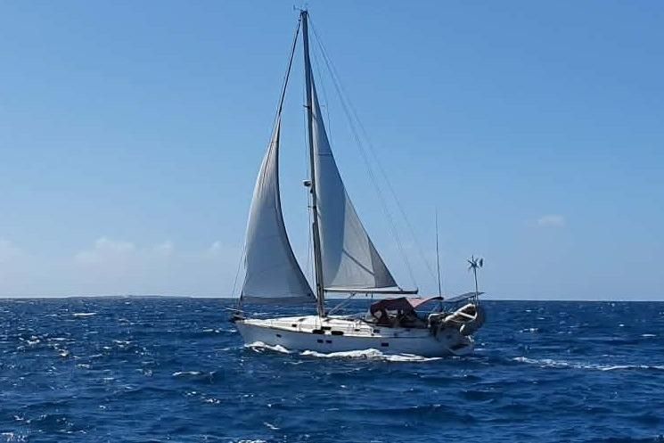 1998 Beneteau Oceanis Clipper 411