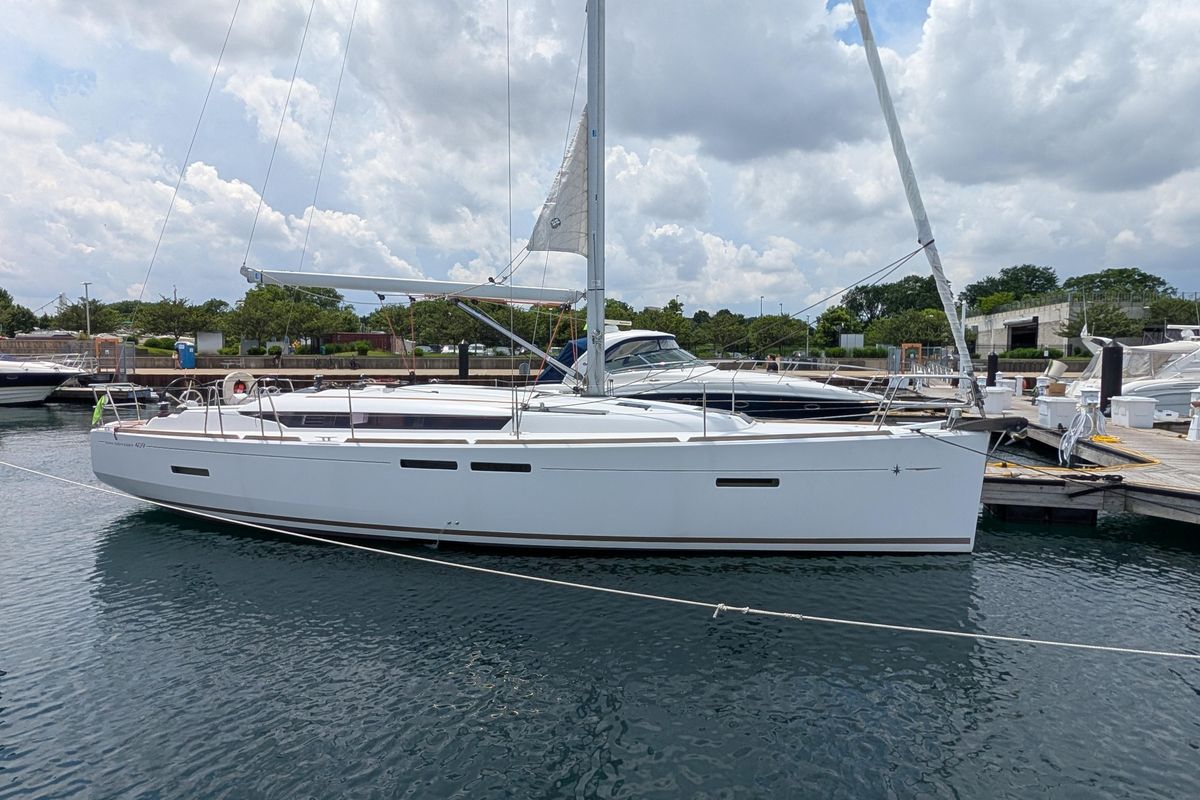 2015 Jeanneau Sun Odyssey 409