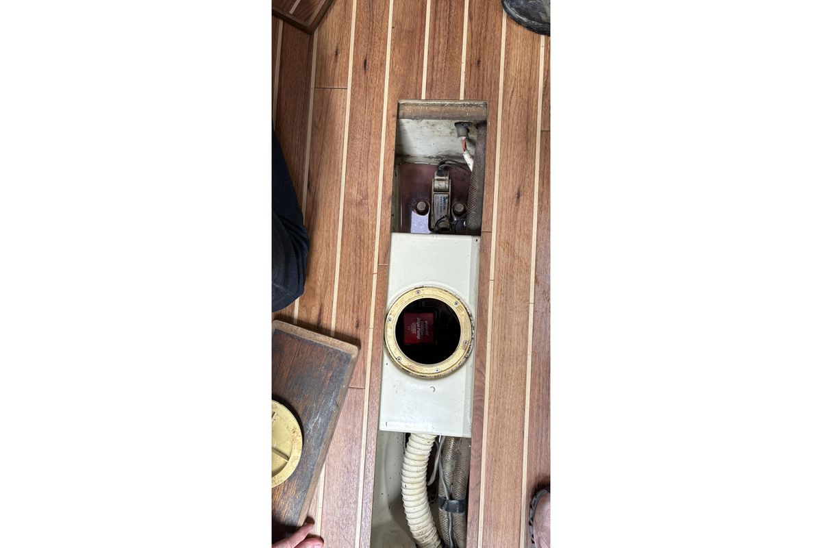 1987 Ericson 28/2
