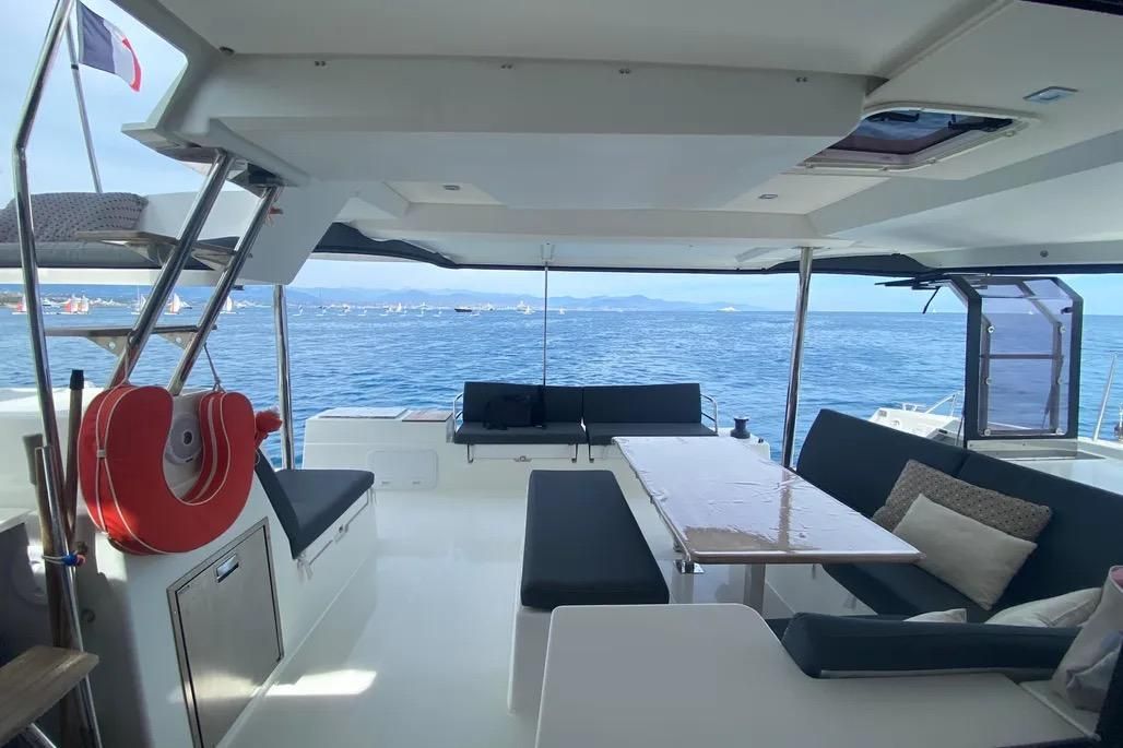 2020 Fountaine Pajot Saona 47
