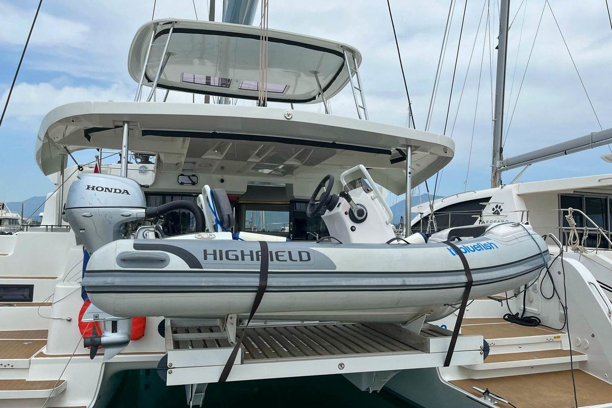 2021 Lagoon 46
