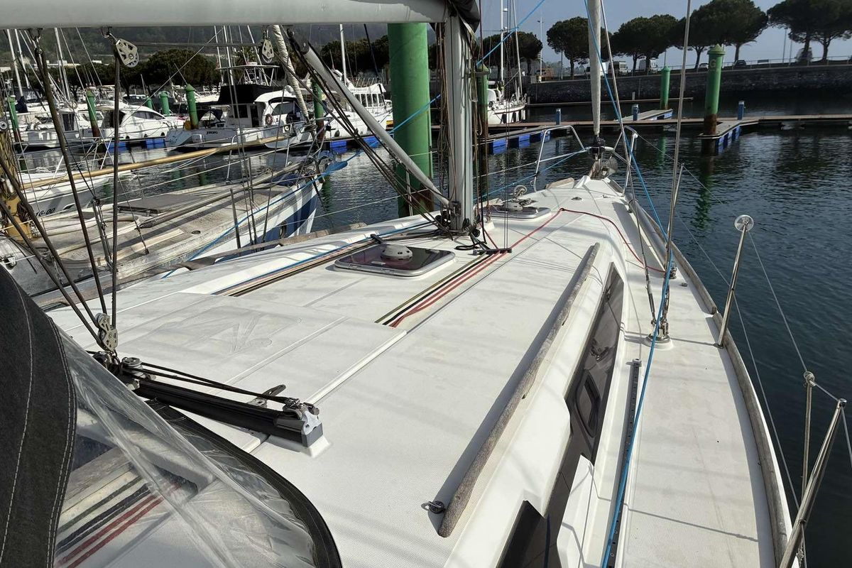 2011 Dufour 375 Grand Large