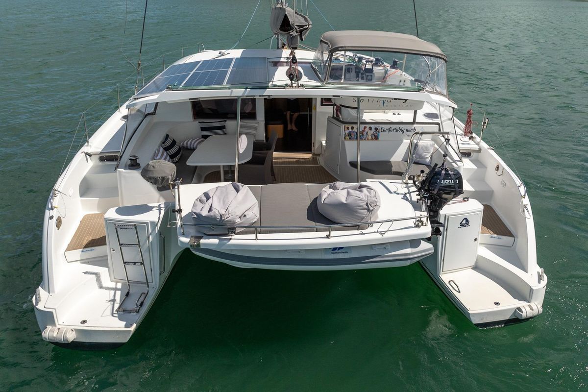 2011 Fountaine Pajot Salina 48