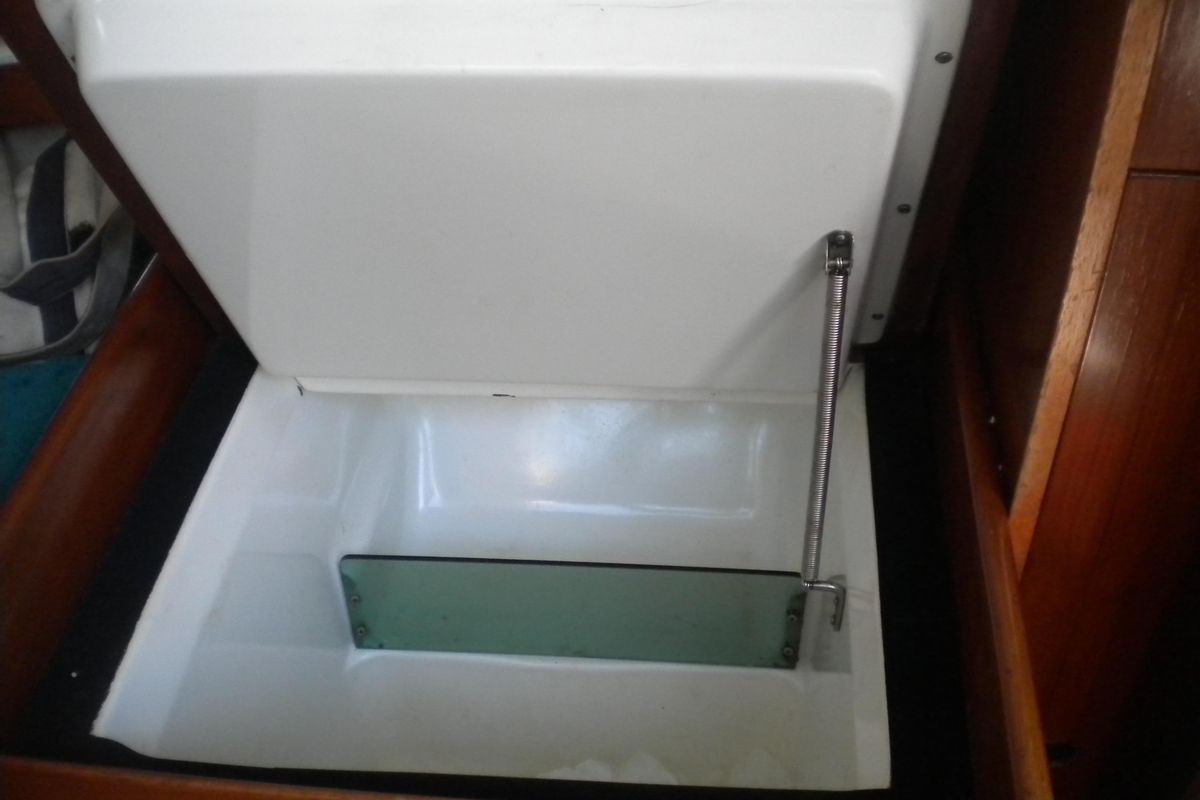 1994 Beneteau First 310