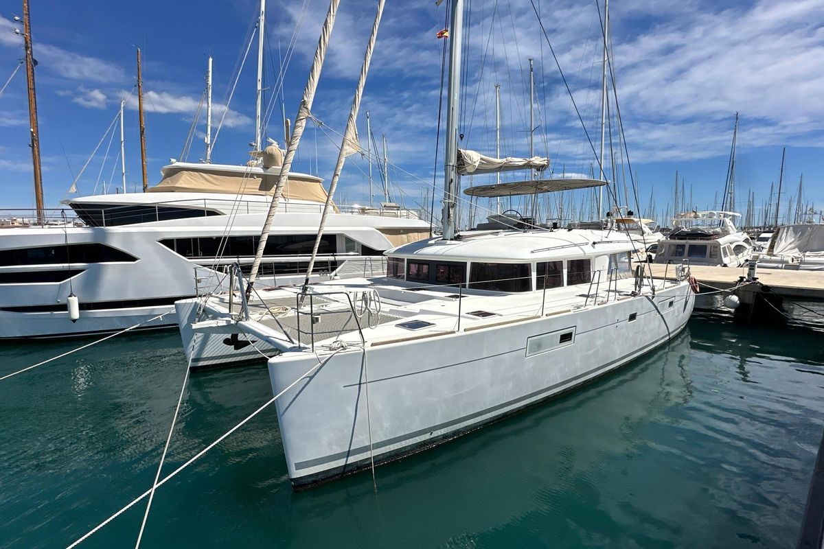 2015 Lagoon 560 S2