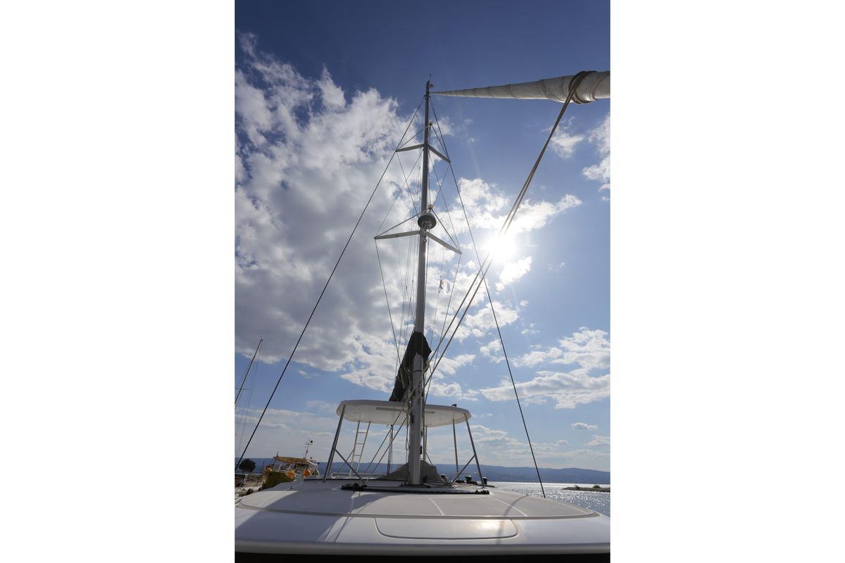 2023 Lagoon 46