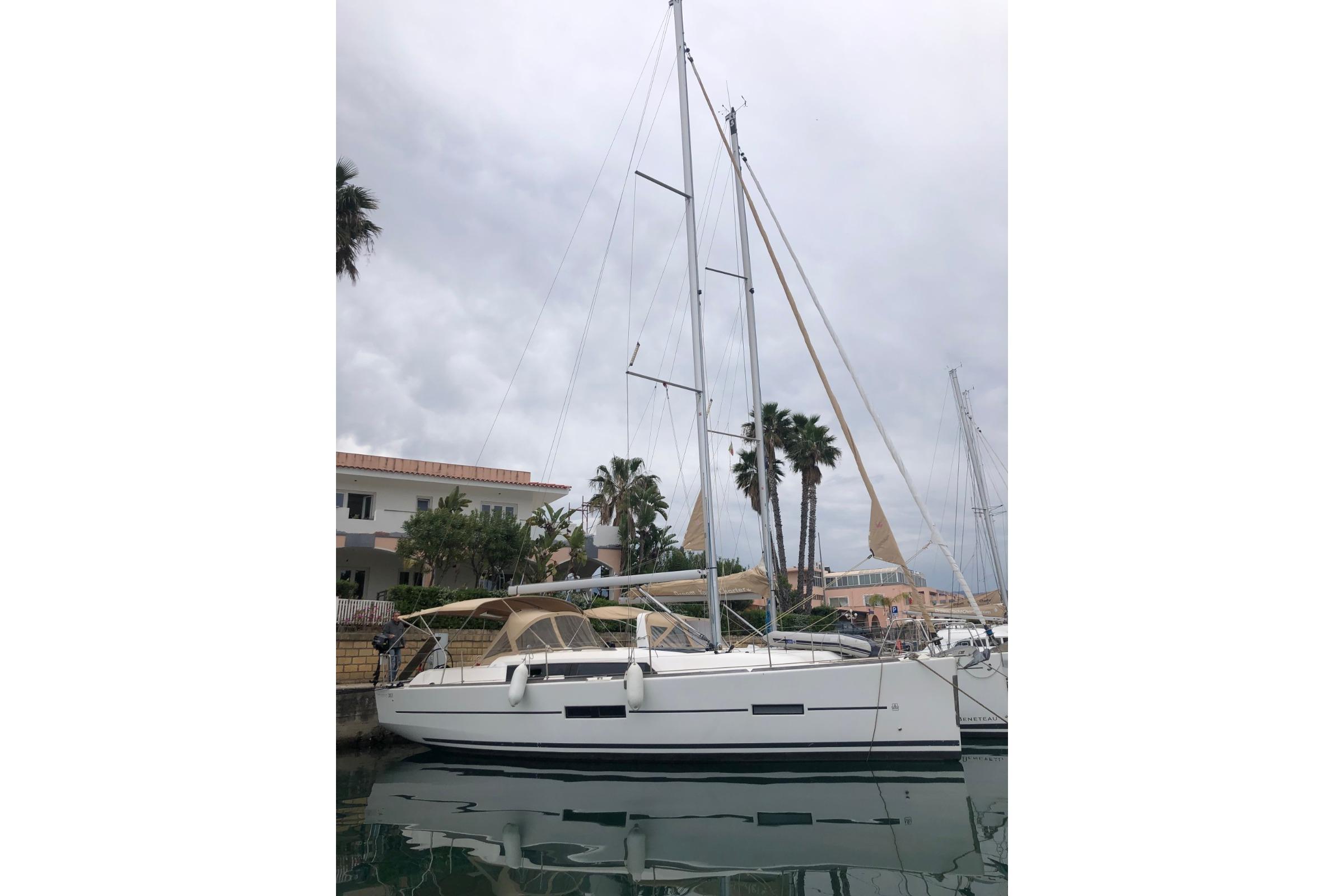 2017 Dufour 382 Grand Large for sale in Empuriabrava, Girona, Spain
