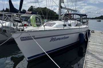 2017 Catalina 385 Boats