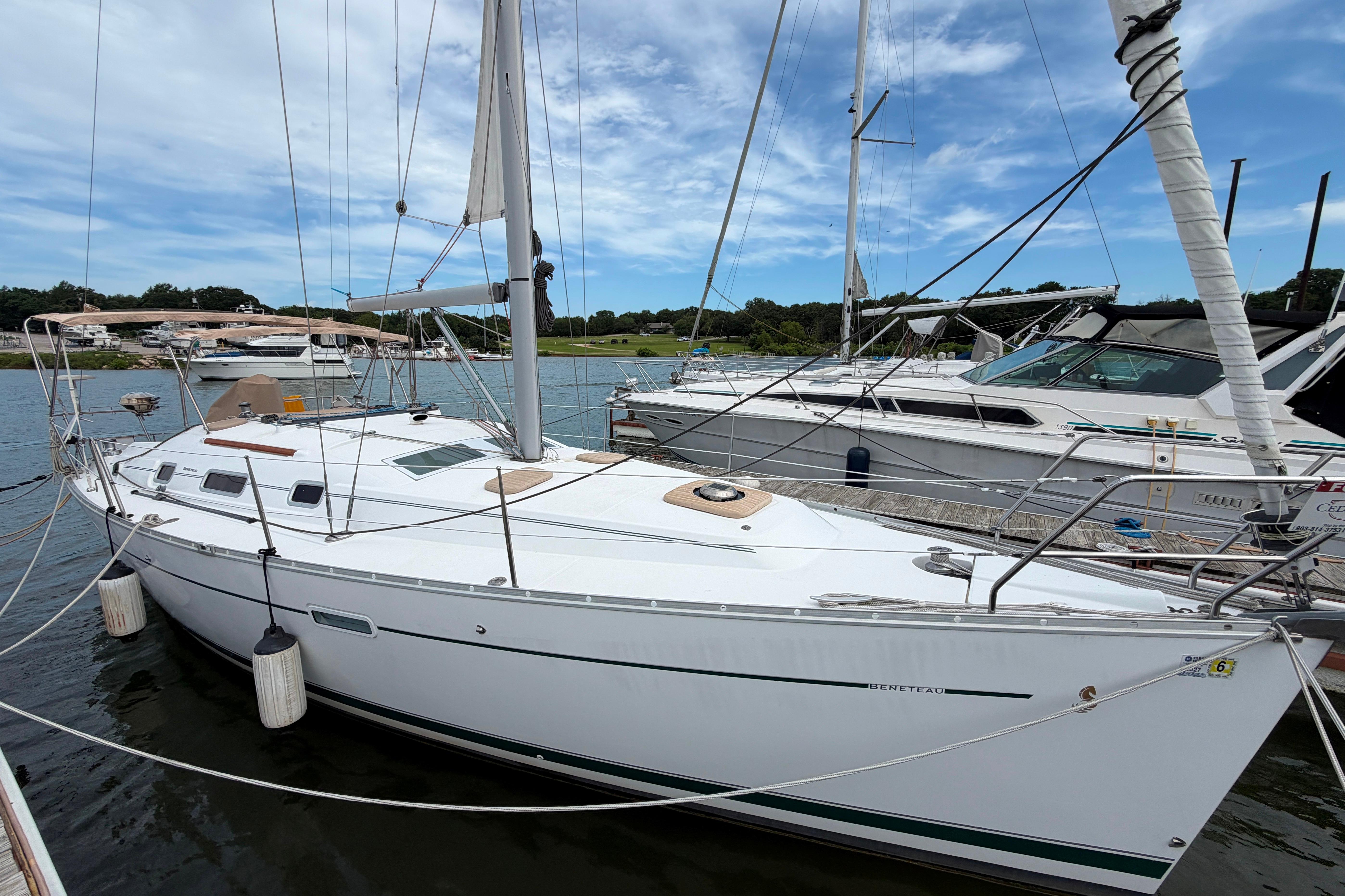 2008 Beneteau Oceanis 343 for sale in Gordonville, Texas