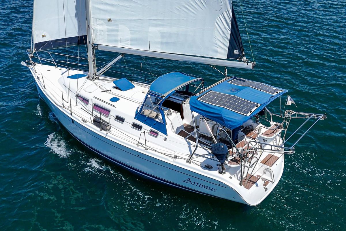 2007 Hunter 38