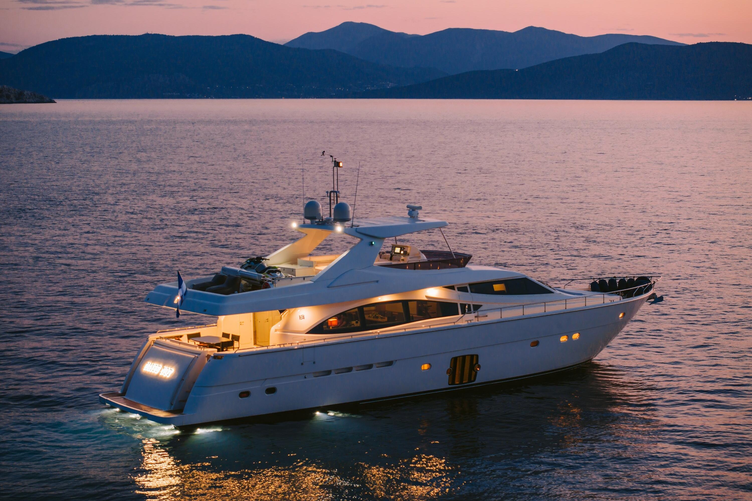 2009 Maybe Not 272' Ferretti Yachts