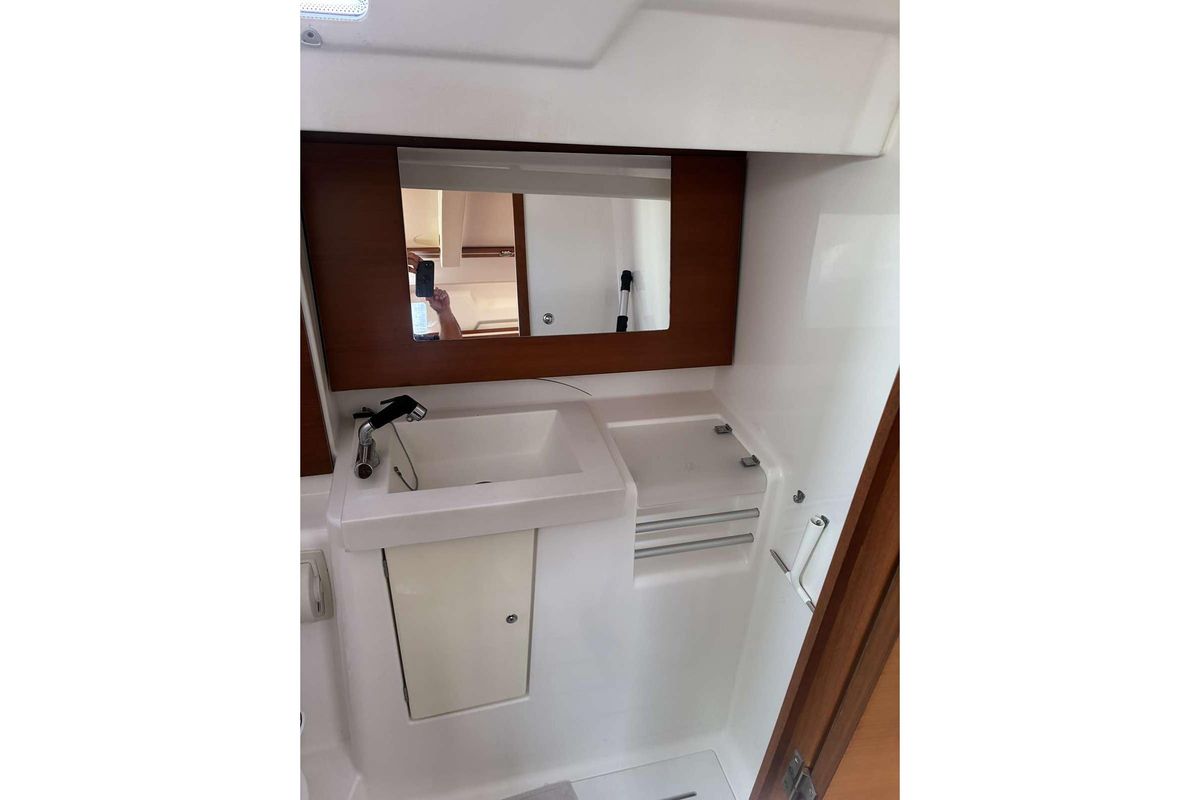 2011 Dufour 375 Grand Large