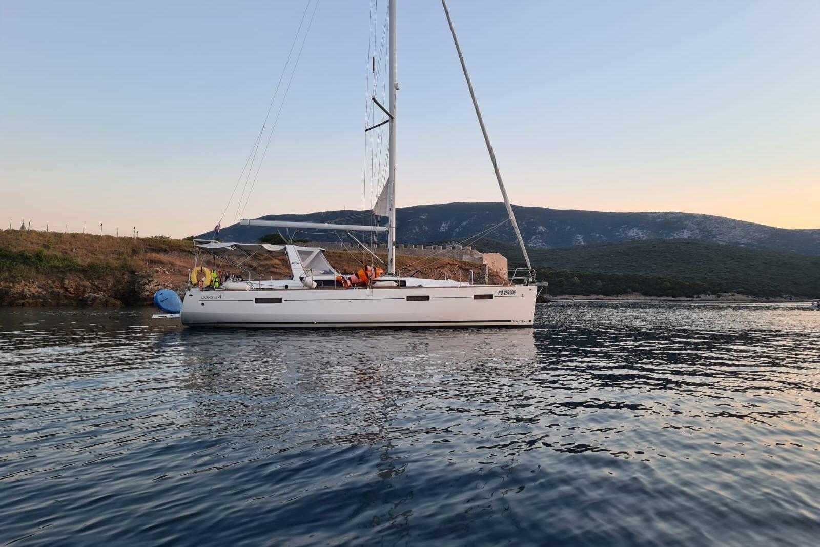 2013 Beneteau Oceanis 41 Boats