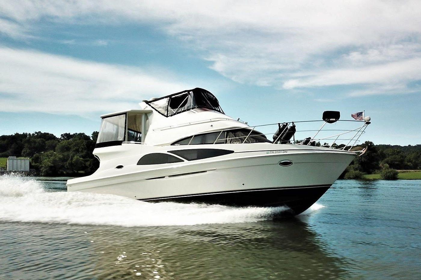 2005 Carver 41 Cockpit Motor for sale in Portland, Oregon