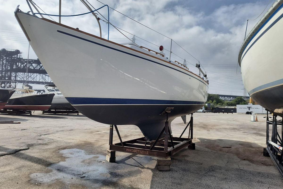 1971 Pearson 33