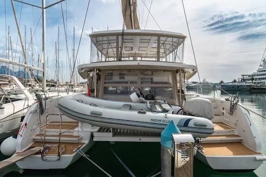 2022 Lagoon 46