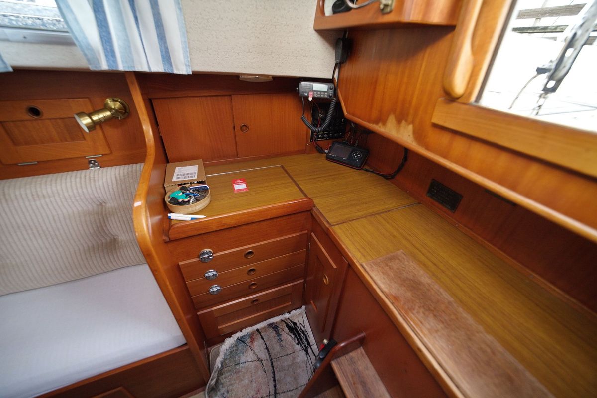 1988 Hallberg-Rassy 29