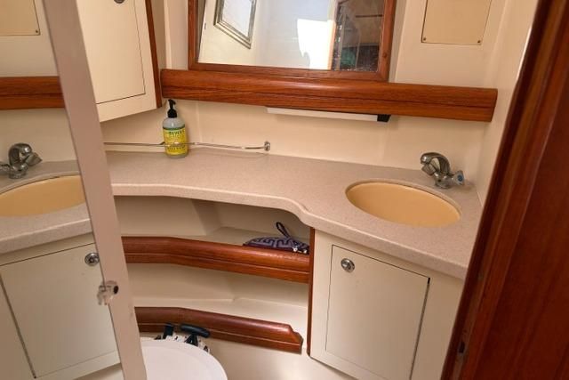2002 Hunter 466