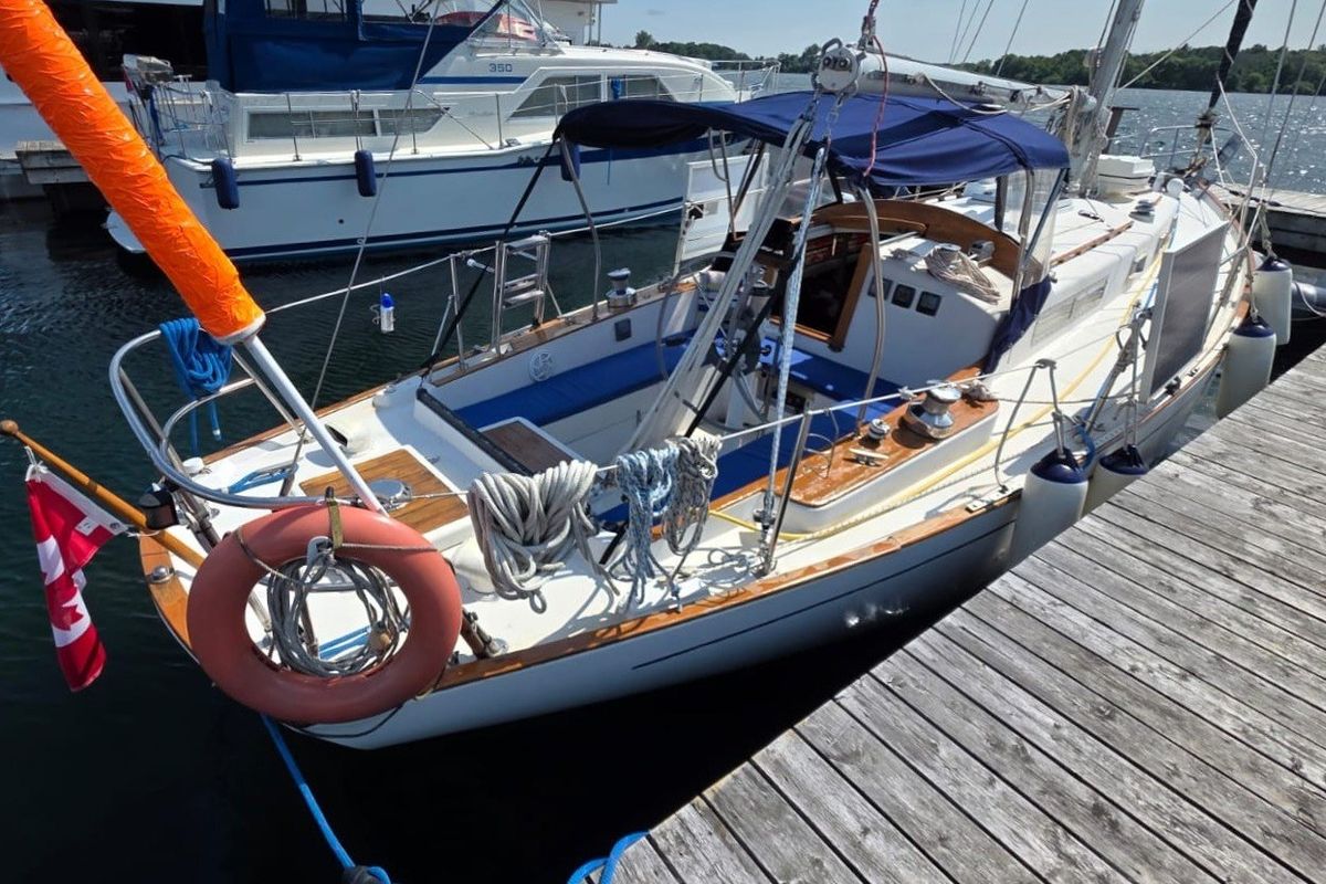 1979 Alberg 37 Mkii