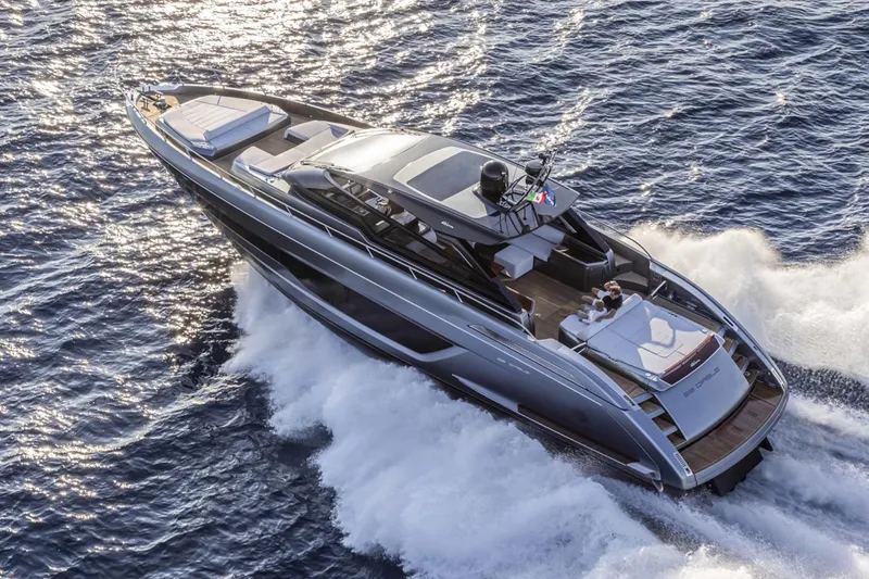 2026 220' Riva