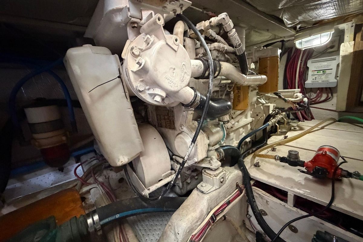 1997 Sabreline 36 Fast Trawler