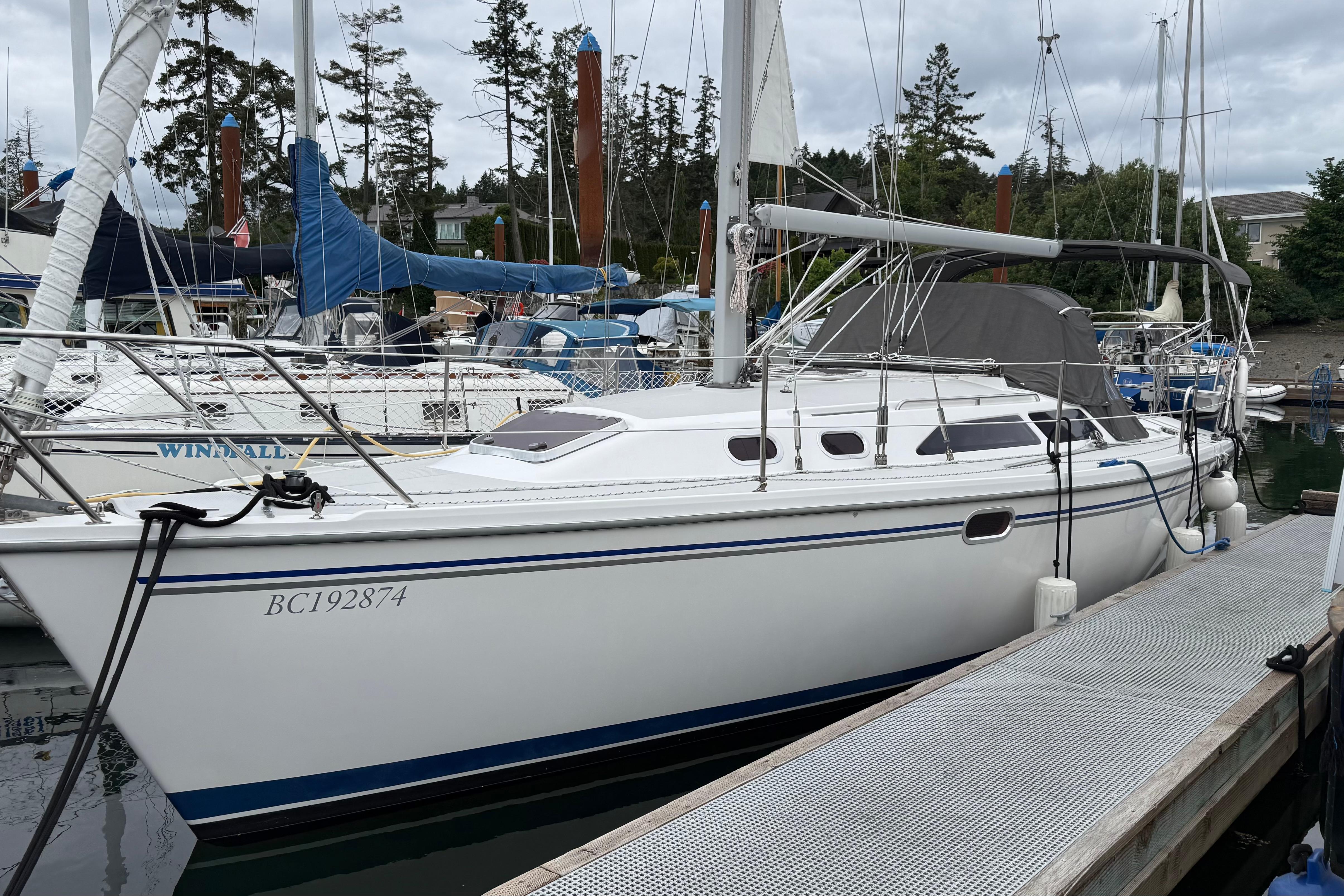 2006 Catalina 320 for sale in North Saanich, British Columbia, Canada