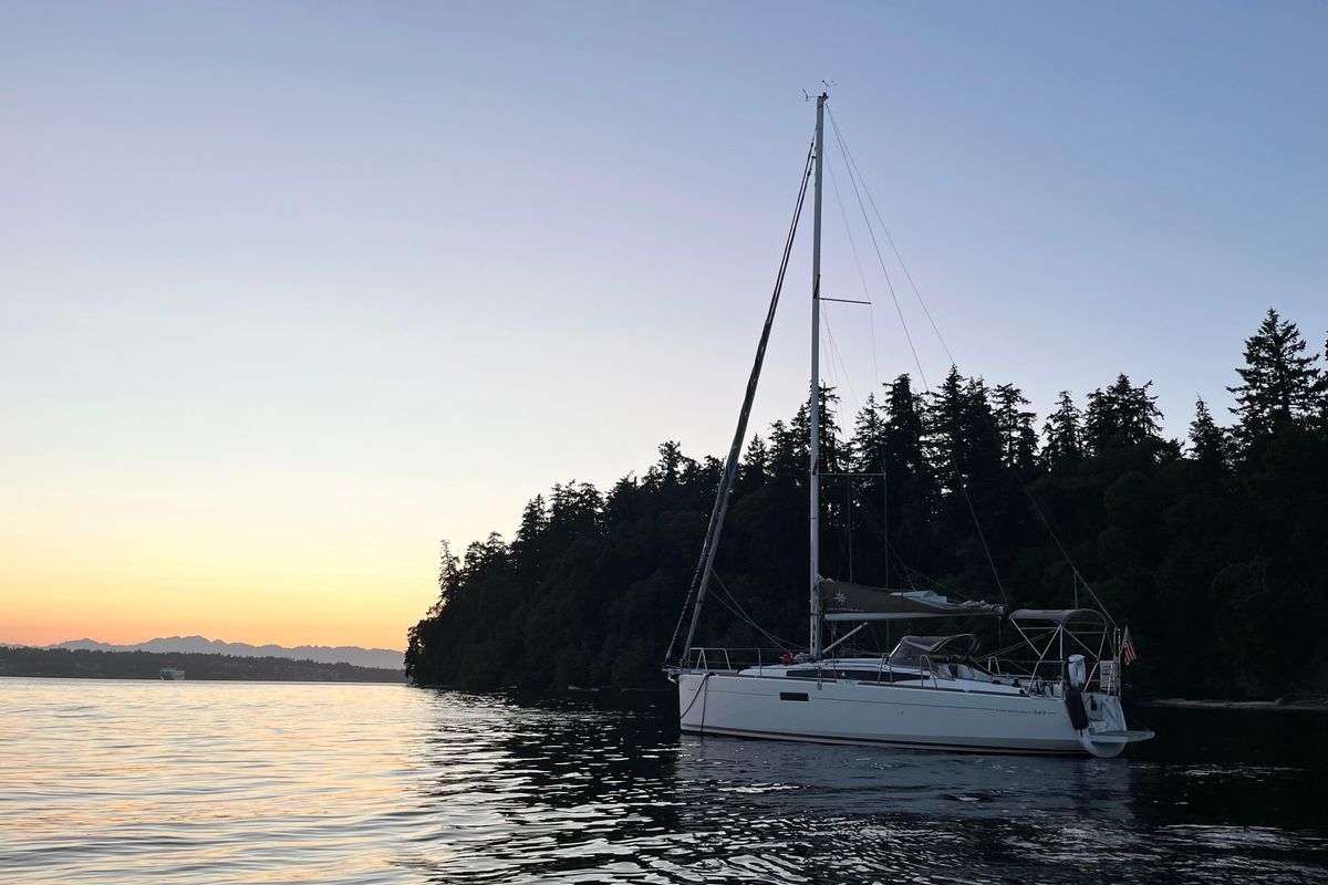 2016 Jeanneau Sun Odyssey 349