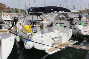 2016 Beneteau Oceanis 38 Boats
