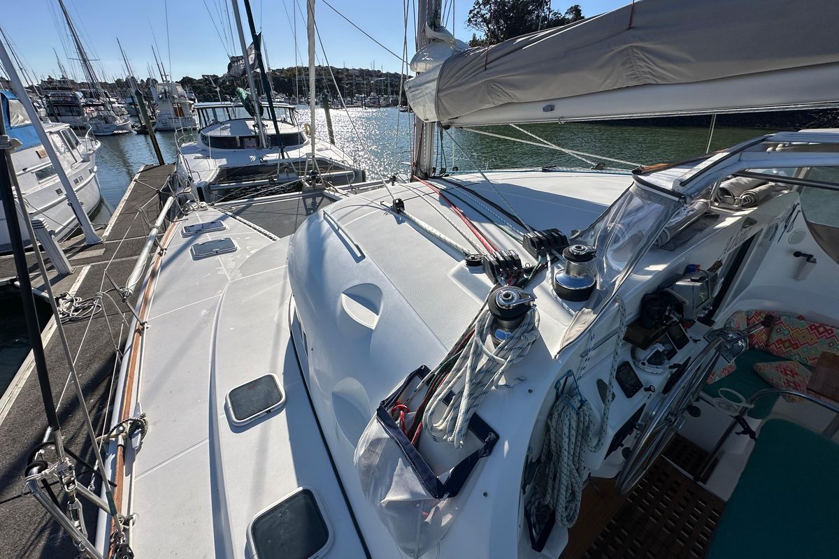 2003 Lagoon 410 S2