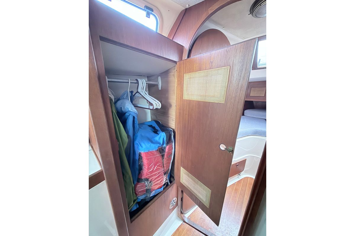 1988 Canadian Sailcraft CS 36 Traditional