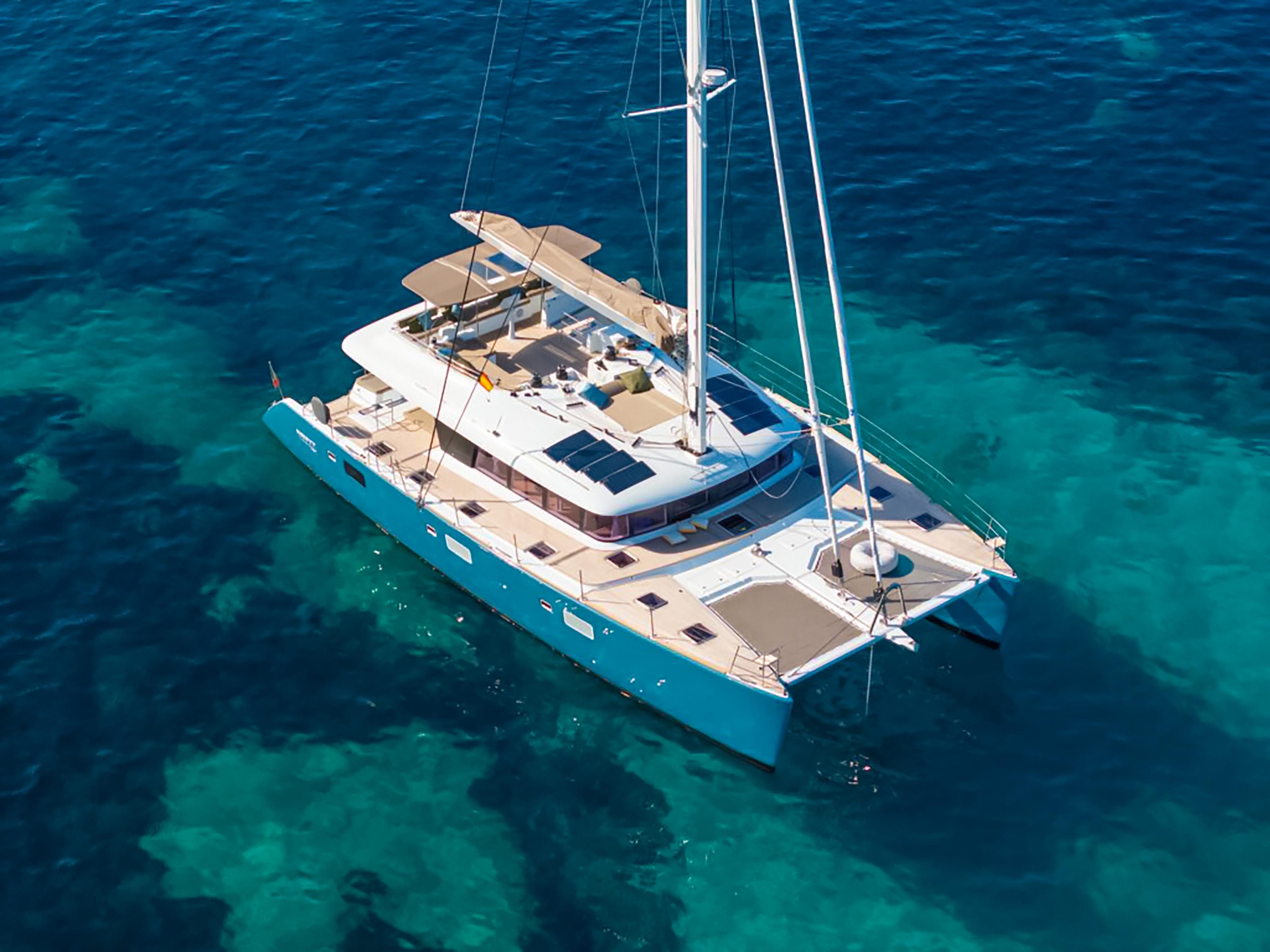 2012 Lagoon 620 for sale in Canet-en-Roussillon, 66, FR 62 ft