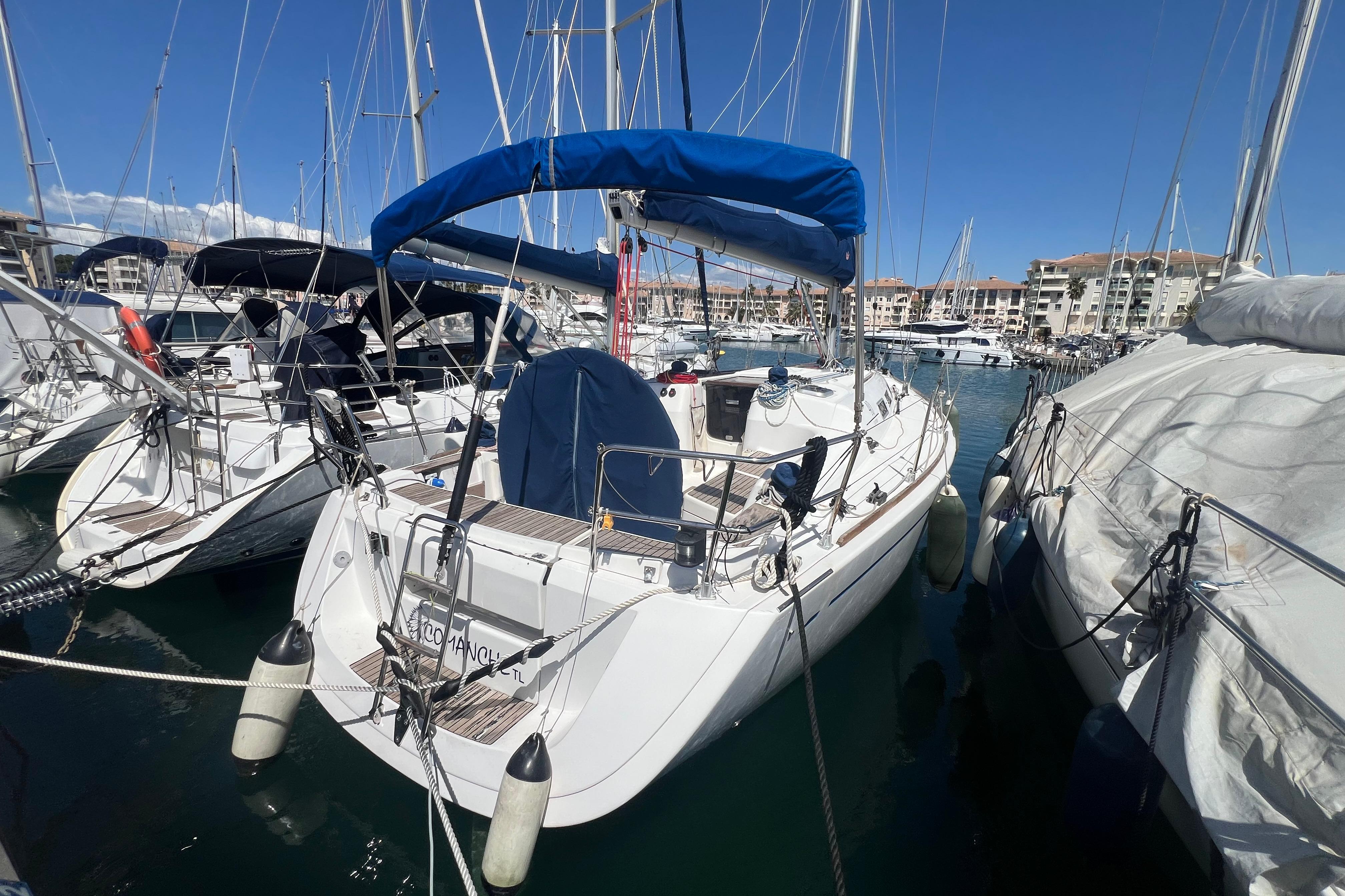 2004 Dufour 40 Performance