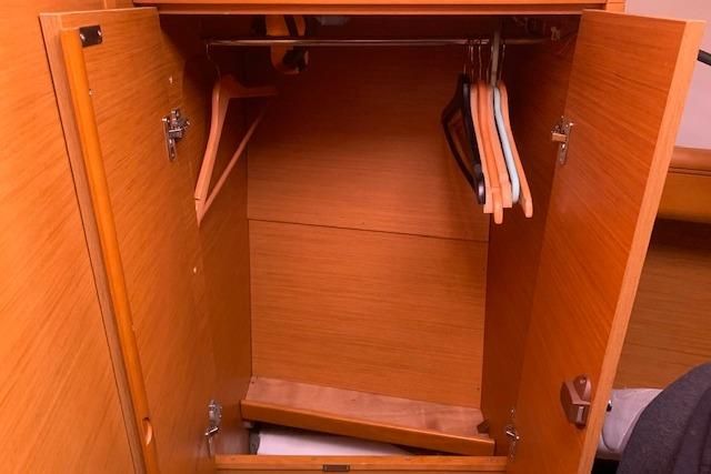 2012 Jeanneau Sun Odyssey 379
